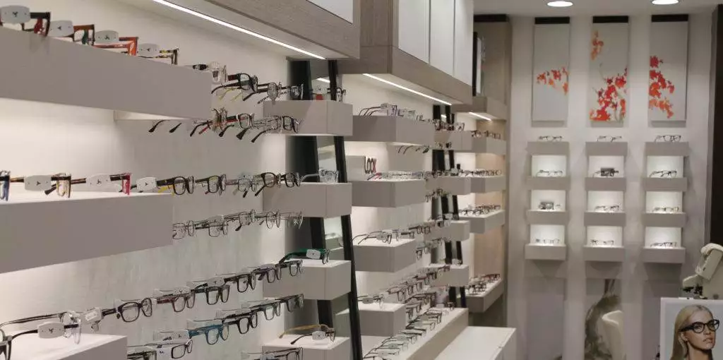 Arredamento negozio di ottica - Optical shop furnishing