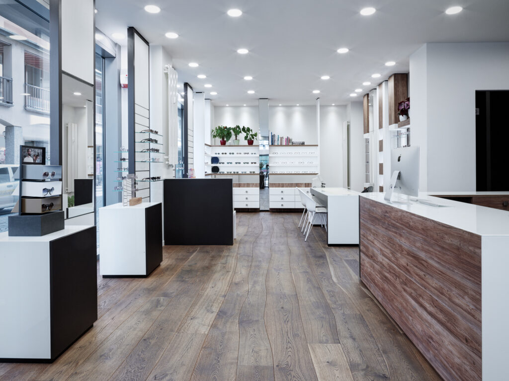 Arredamento per negozio di ottica