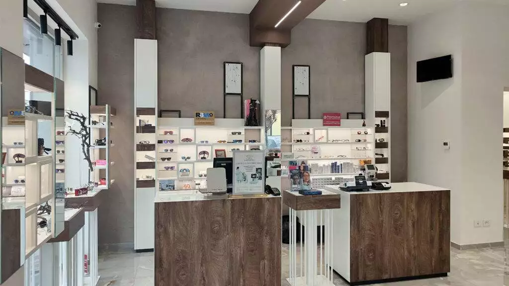 Arredamento Ottica Bartiromo 01