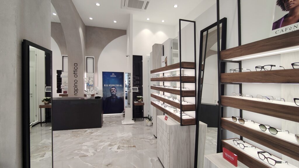 Arredamento-rapino-ottica-1